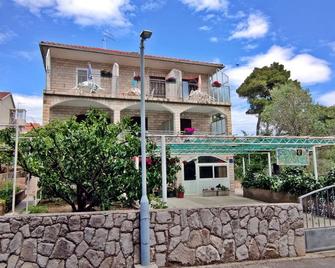 Apartments 1000 Flowers - Stari Grad - Budynek