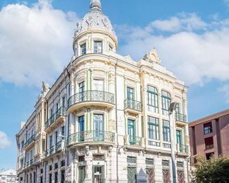 Apartment in Asturias near Playa de Torimbia - Llanes - Edificio