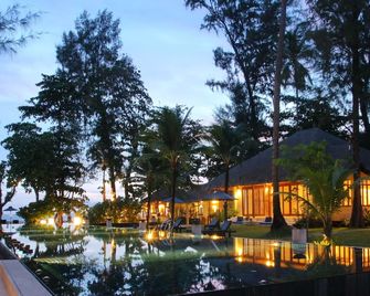 Bangsak Village - Khao Lak - Outdoor view