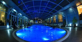 Harmony Hotel - แอดดิสอาบาบา - สระว่ายน้ำ