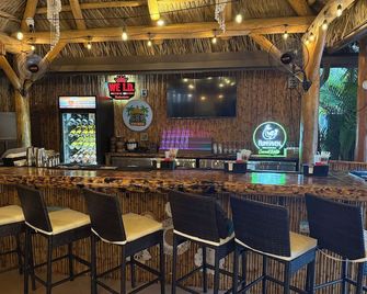 Siesta Key Palms Resort - Sarasota - Bar