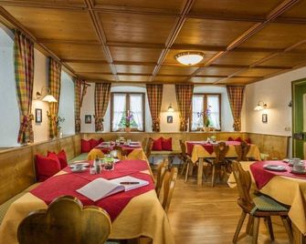Gästehaus Enzianhof Hotel Garni - Oberammergau - Restaurant