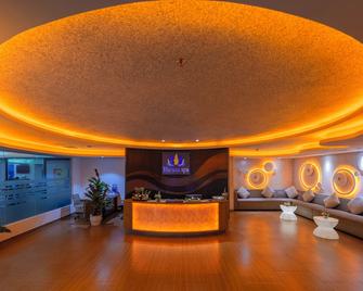 Premier Havana Nha Trang Hotel - Nha Trang - Recepción