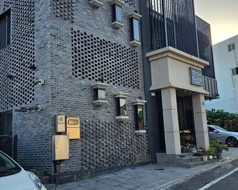 Jeju Hue Stay Geumho - Seogwipo - Building