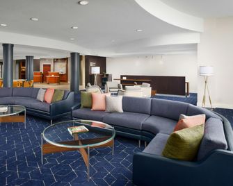 Courtyard by Marriott Potomac Mills Woodbridge - Woodbridge - Salónek