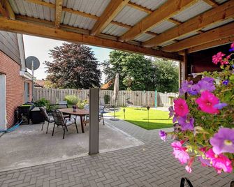 Ferienwohnung Erichsen, Viöl - Immenstedt - Patio