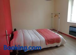 Gite Des Noisetiers - Saint-Junien - Slaapkamer