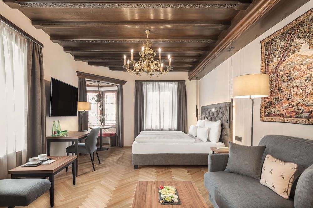 فندق شوارزر أدلر إنسبروك - انسبروك - غرفة نوم