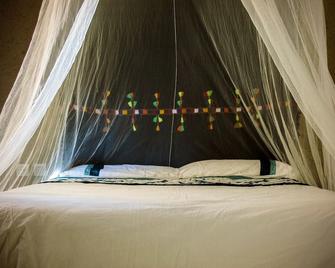Khamlia Desert Bed & Breakfast - Merzouga - Bedroom