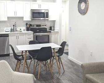 2 bed Modern Suite near Langley Events Centre - Langley Township