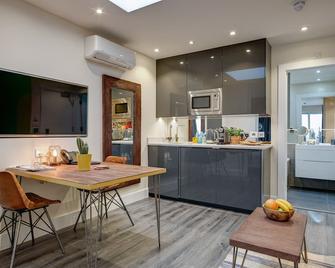 Hotel 55 - London - Kitchen