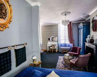 Le Clos de la Chapelle Bayeux - באיואו - סלון