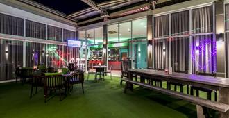 The LimeTree Hotel - Kuching - Sala de estar