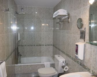 Apartamentos Vida Versus - Sangenjo - Baño