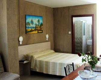 Chez Pepe Apartments - Flic en Flac - Bedroom