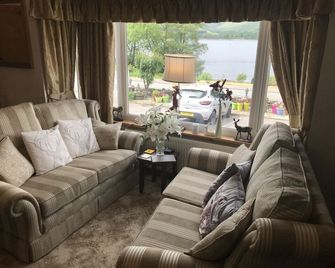 ألتونسايد جيست هاوس - فورت ويليام - غرفة معيشة