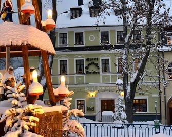 Aparthotel Deutscher Kaiser Ferienwohnungen - Oberwiesenthal - Κτίριο