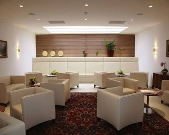 Romantik Residenz (Ferienwohnungen Hotel Im Weissen Rössl) - Dependance - Sankt Wolfgang im Salzkammergut - Lounge