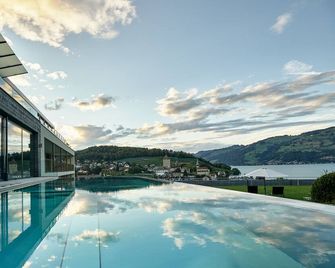 Belvédère Strandhotel - Spiez - Pool