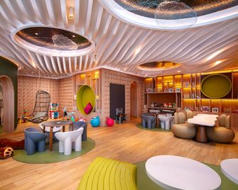 Hotel Indigo Bandung Dago Pakar by IHG - Bandung - Lounge