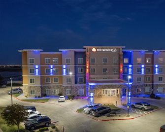 Best Western Plus Tech Medical Center Inn - Lubbock - Building