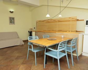 Room & Breakfast La Dimora - Sulmona - Dining room