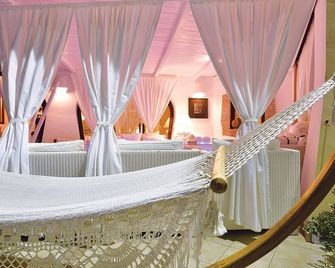 Hotel Baia Del Porto - Budoni - Patio