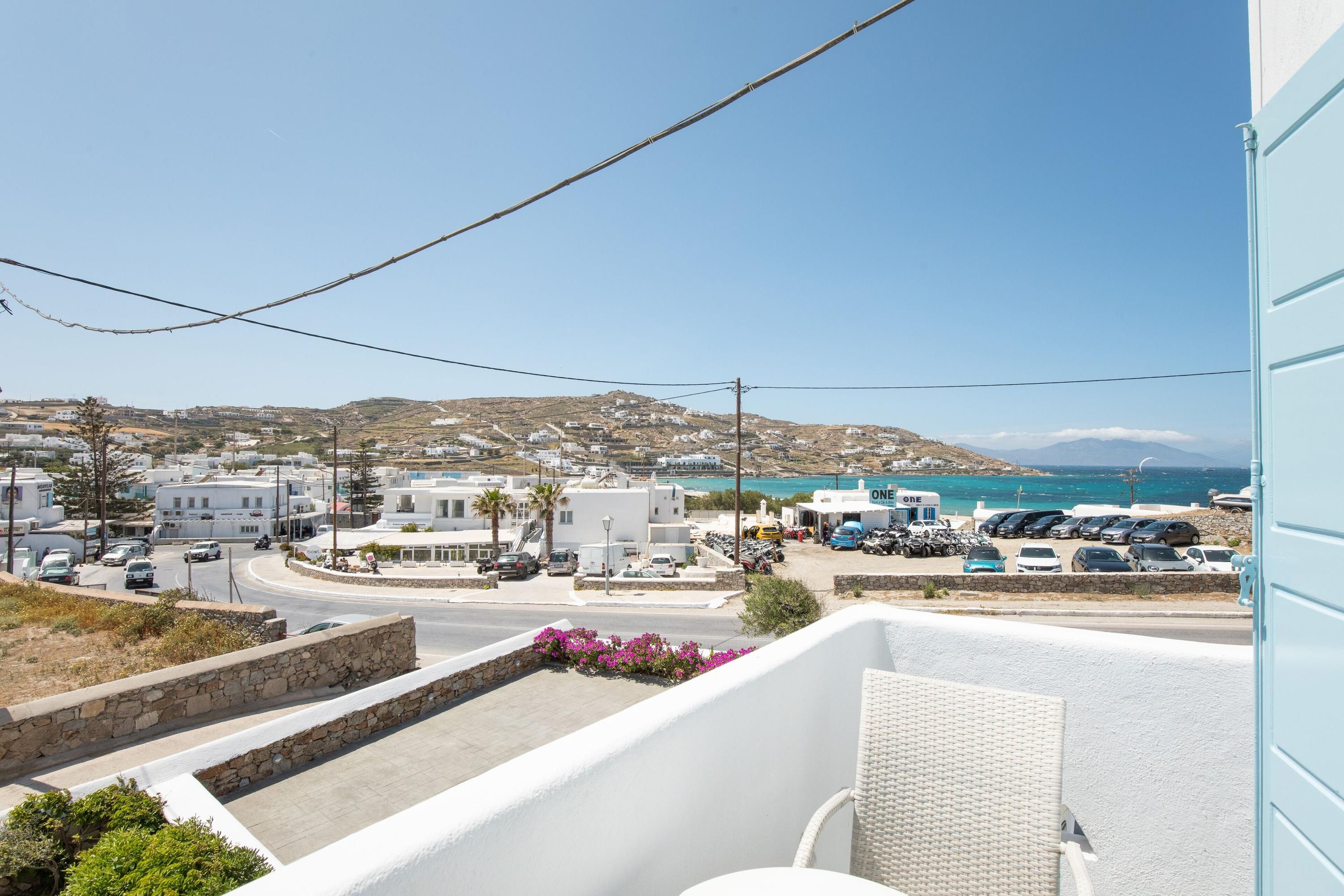 إليفثيريا هوتل