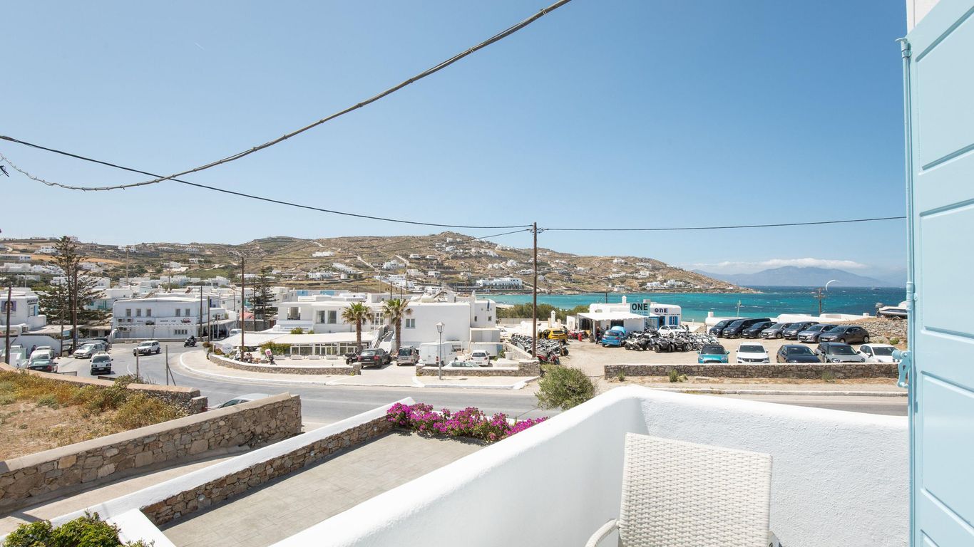 Eleftheria Hotel & Apartments