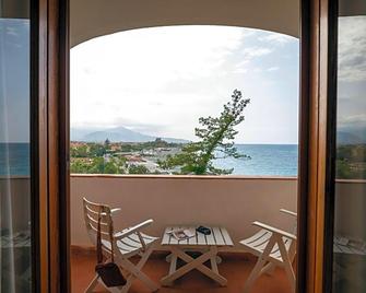 Grand Hotel De Rose - Scalea - Balkon