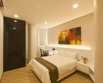 Luxfort 118 Service Suites - Tanjung Bungah - Bedroom