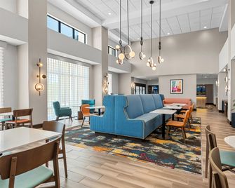 Hampton Inn and Suites Pauls Valley - Pauls Valley - Salónek