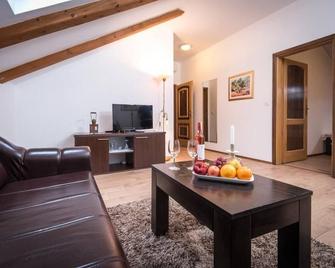 Apartments Zavala - Ravno - Sala de estar