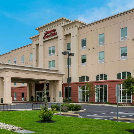 Building view of Hampton Inn & Suites Wilmington/Christiana