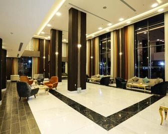 Tulip Plaza by Lpc Hotels & Resorts - Hafar Albatin - Lobby