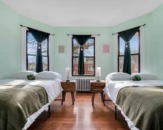Green N' Groovy in the Heart of East Rock Near DT, Yale - New Haven - Schlafzimmer