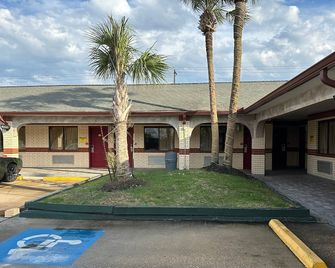 Palace Inn I-45 & Bellfort - יוסטון - בניין