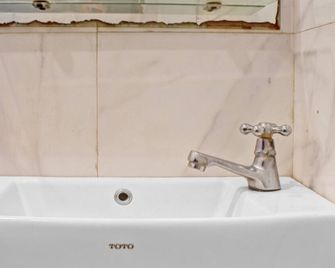 Hotel O Permata Inn - Banjarmasin - Bagno