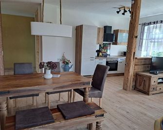 Holiday Apartment Fewo III - Reinhardtsdorf-Schöna - Dining room