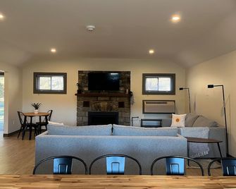 East Rock Inn - Great Barrington - Sala de estar