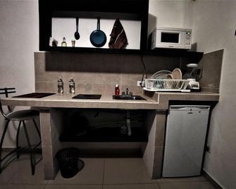 Mi Depa Tec 25 - Monterrey - Kitchen