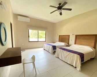 Los Gallos - Second Level Apartment - Lo de Marcos - Bedroom