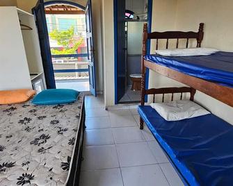 Hospedagem Central - Aluguel Economico - Cabo Frio - Bedroom