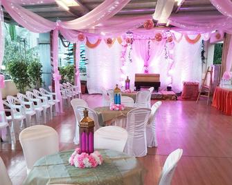 Hotel Raviraj - Pune - Restaurant