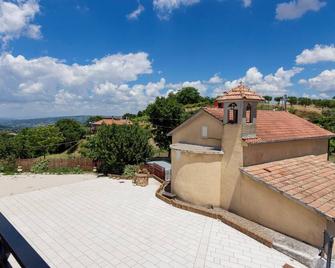Agriturismo Montagne Verdi - Tripla & Quadrupla - Paternopoli