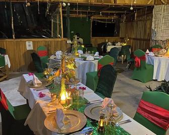 Amanya 1-Bed Leopard Tent - Amboseli - Restaurant