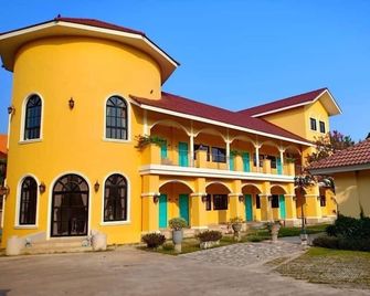 Wangpla Villa Resort - Nakhon Sawan - Gebäude