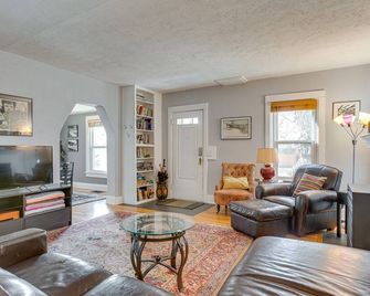 2 Mi to Washington Park Convenient Denver Home! - Denver - Sala de estar