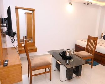 Hotel Kailash Heaven - Madikeri