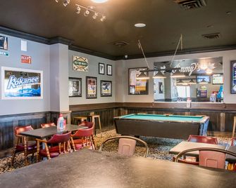 Creston Hotel - Creston - Bar